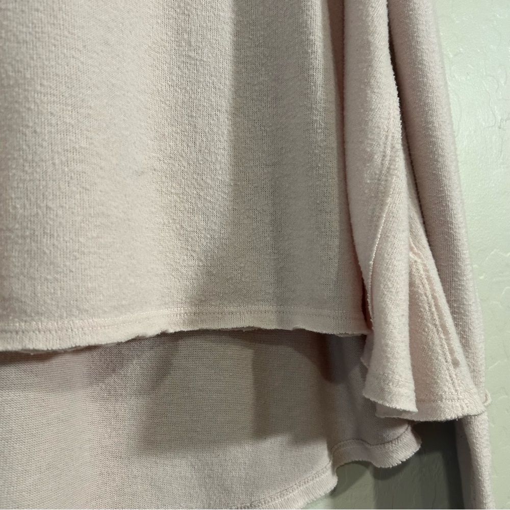 Free People We The Free Pink Cozy Time Funnel Neck Oversized Knit Top Medium - Picture 2 of 8